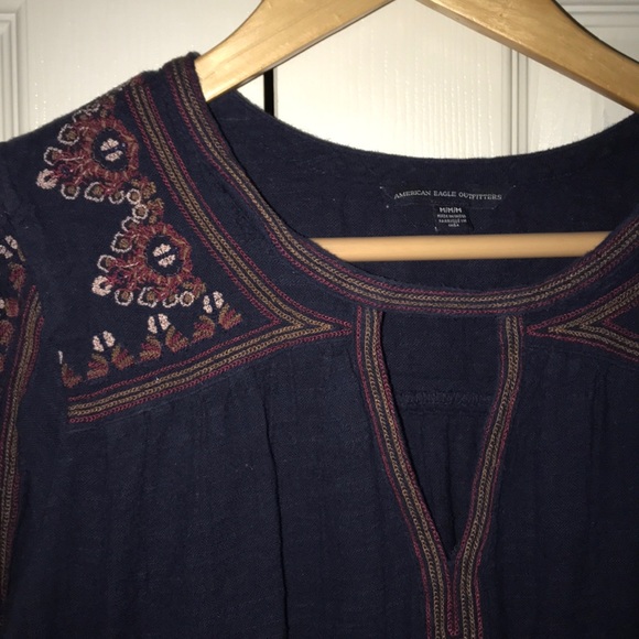 AE blouse - Picture 2 of 3